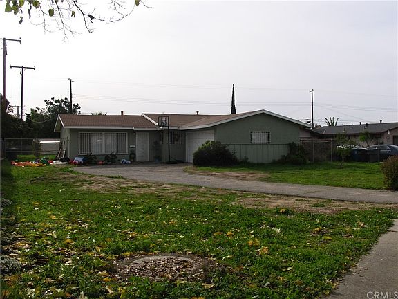 2nd image of 392 E Grove St