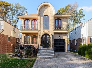 8022 210th St, Hollis Hills, NY 11427