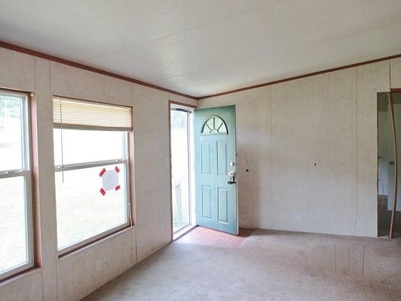 3rd image of 8922 Equestrian Dr