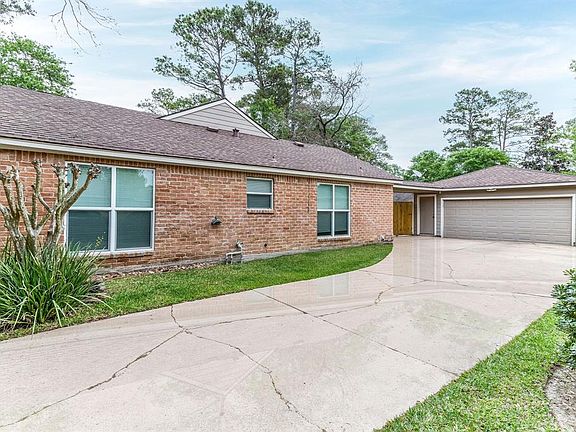 4th image of 15106 Stillcreek Dr