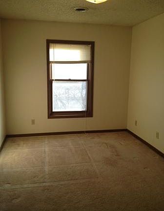 5th image of 521 Kirkwood Ave APT 9