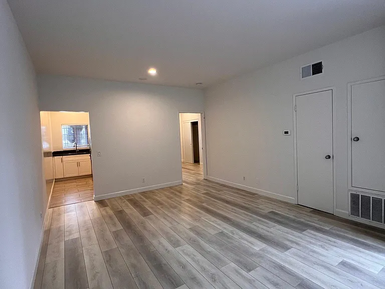 3726 Midvale Ave #2 — Photo 10