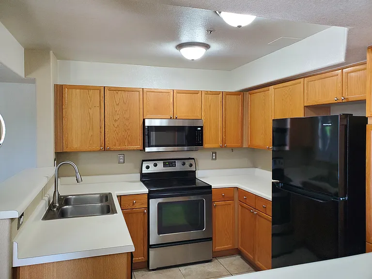 1001 W Antilles Dr — Photo 25