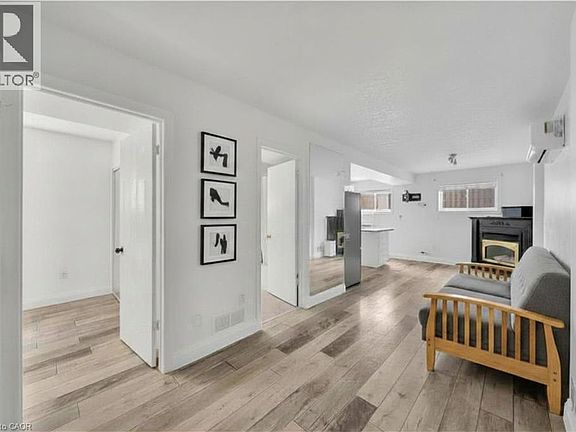 2nd image of 347 Keewatin Ave