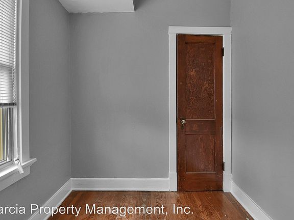 4th image of 4921 Parker Ave APT 2W