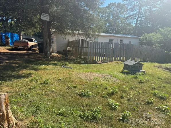 508 Elizabeth Dr, Gastonia, NC 28052