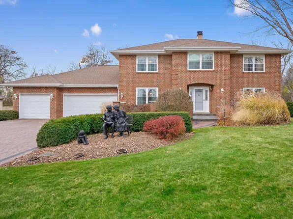 9012 Tara Hill Rd, Darien, IL 60561