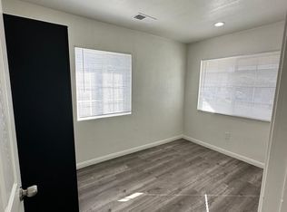 837 W 85th St, Los Angeles, CA 90044