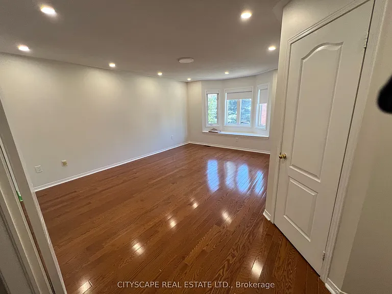 637 Dolly Bird Ln — Photo 29