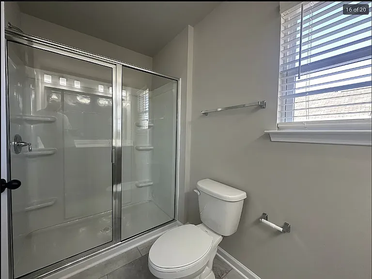 9050 Stoney Waters Ct — Photo 8