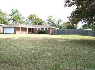 216 S Barbara Ave, Bartlesville, OK 74006