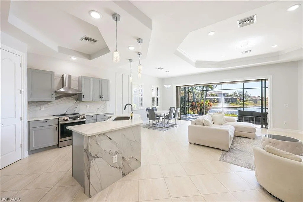 3 bed, 2.0 bath, 2045 sqft, $8,950 — Photo 1