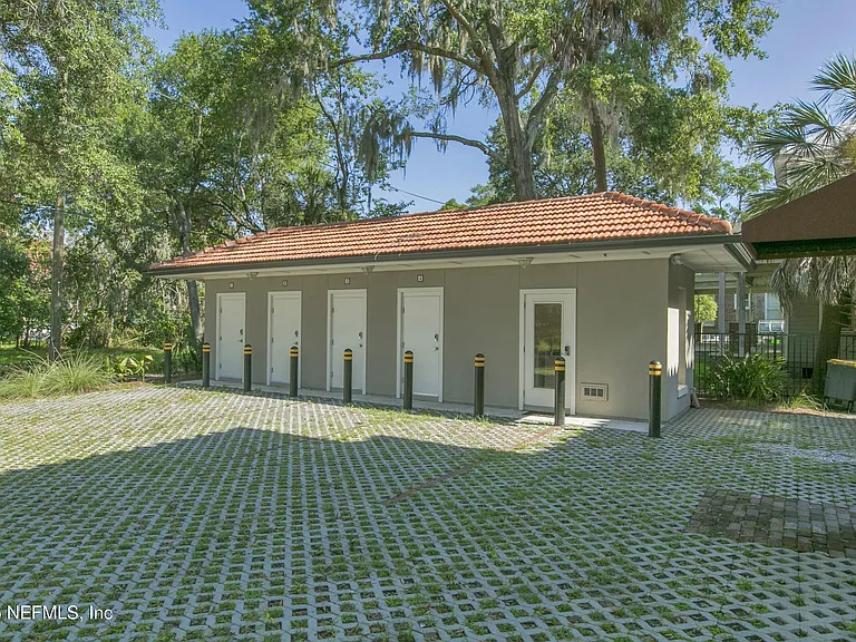 1310 N Laura St — Photo 18