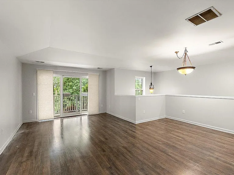 47855 Cardiff Ave — Photo 12