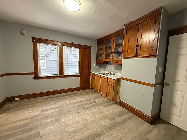 13013 Soika Ave — Photo 5
