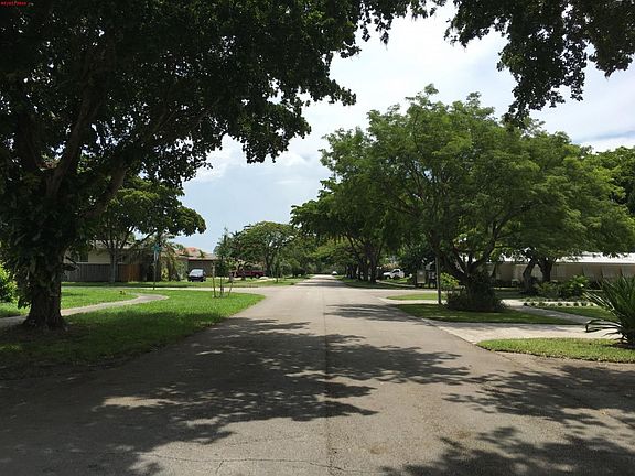 5th image of 1190 Meadowlark Ave