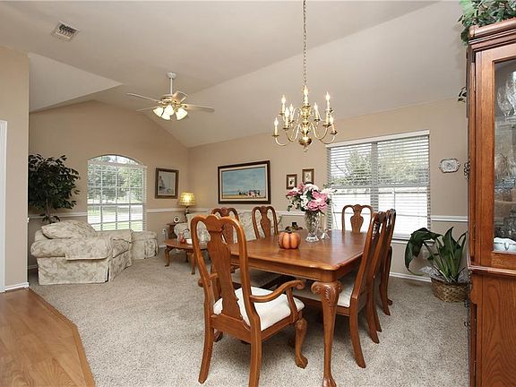 4th image of 1410 Fern Dr