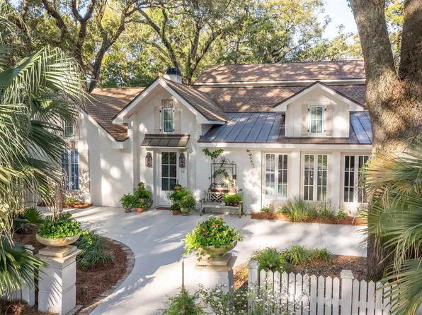 59 N Summit St, Fairhope, AL 36532