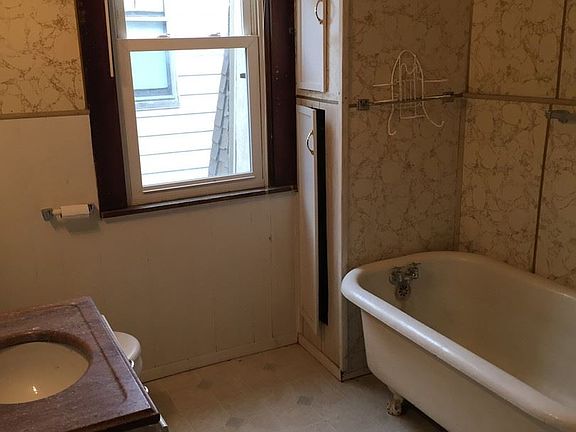 2nd image of 1619 N Grand Ave APT C