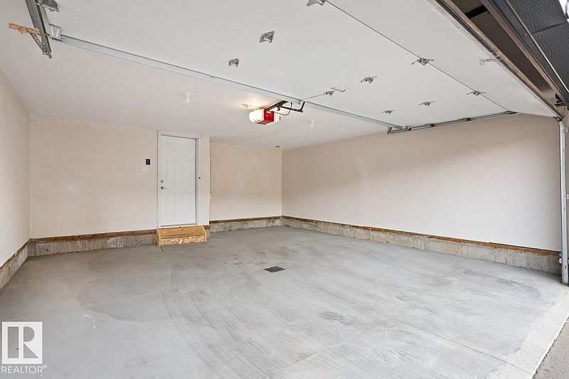 Edmonton Townhouse for rent - 3 Bedrooms — photo 33