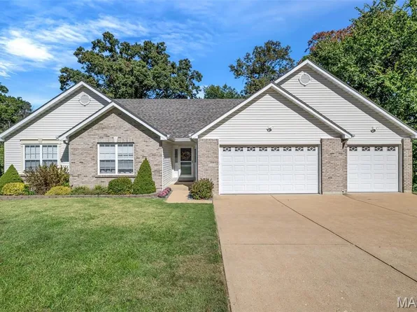 5123 Dominion Dr, Arnold, MO 63010
