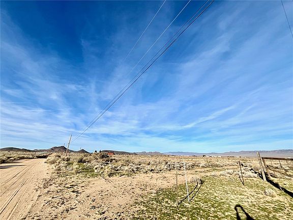 3rd image of 0 N Hobert Rd