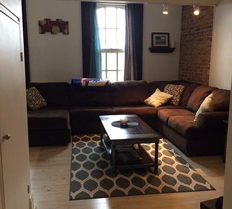 2nd image of 125 Edward St APT 3