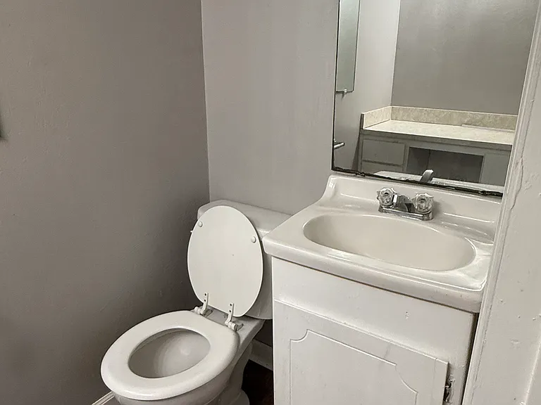 1514 Highland Ave — Photo 14