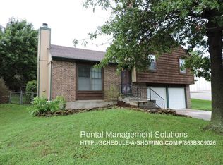 5627 SW 36th Ter, Topeka, KS 66614