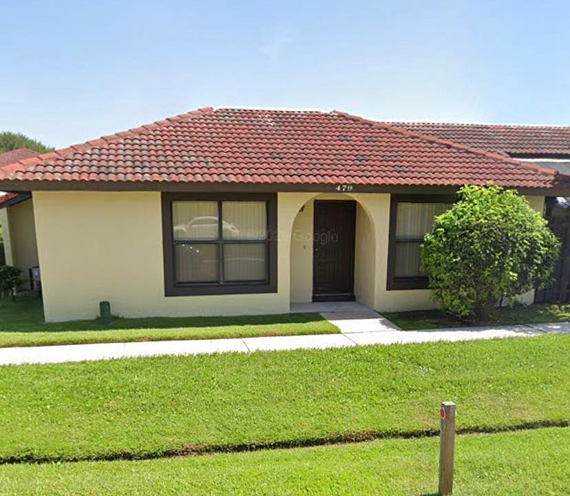 1st image of 479 Hunter Cir