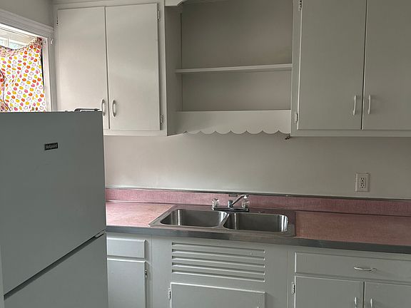 5th image of 286 Highland Pkwy APT 5