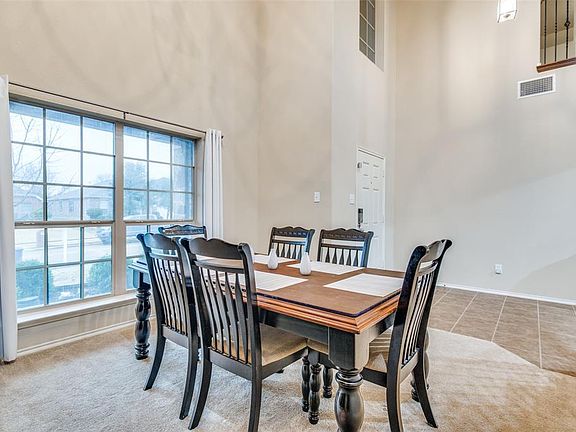 5th image of 5225 Bear Valley Dr