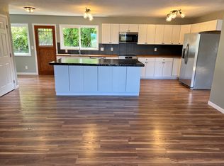 1200 Behshel Heights Rd, Kelso, WA 98626