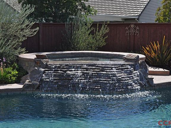 2nd image of 238 Silver Oak Dr
