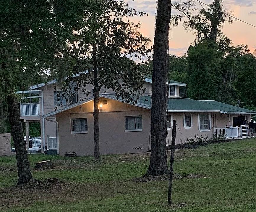 2nd image of 4304 SW 22nd St