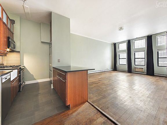 2nd image of 11 W 104th St APT 1B