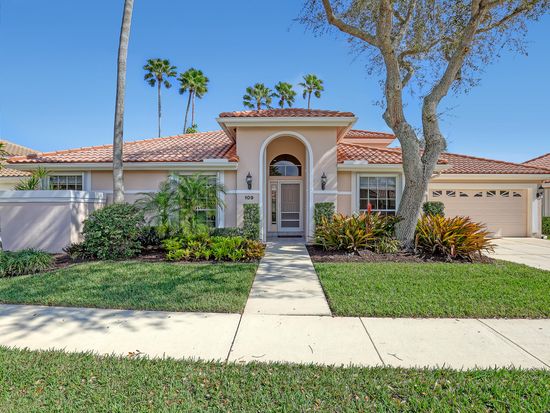 109 Eagleton Lane, Palm Beach Gardens, FL 33418