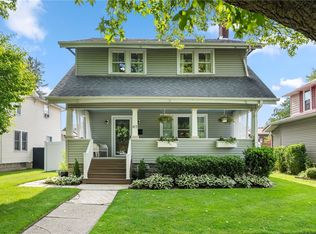 413 N Center St, Grove City, PA 16127