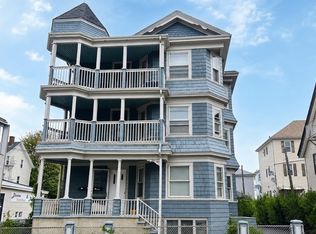 212 Brightman St, Fall River, MA 02720