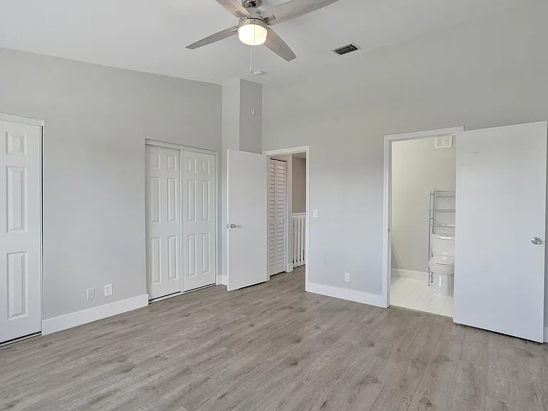9913 NW 57th Mnr — Photo 39