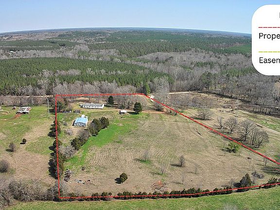 2nd image of 320 Hunter Rd