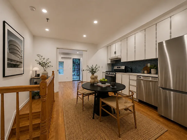 207 W 123rd St #GARDEN — Photo 3