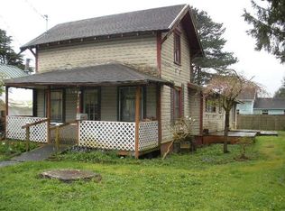 1108 Grove Ave, Tillamook, OR 97141