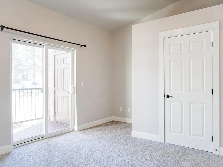 8701 SW Spruce St #14 — Photo 13