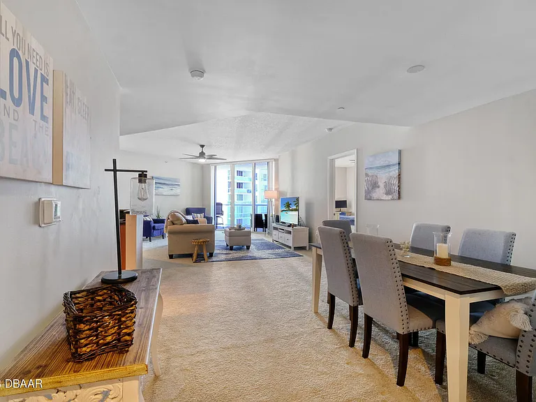 231 Riverside Dr #9061 — Photo 3