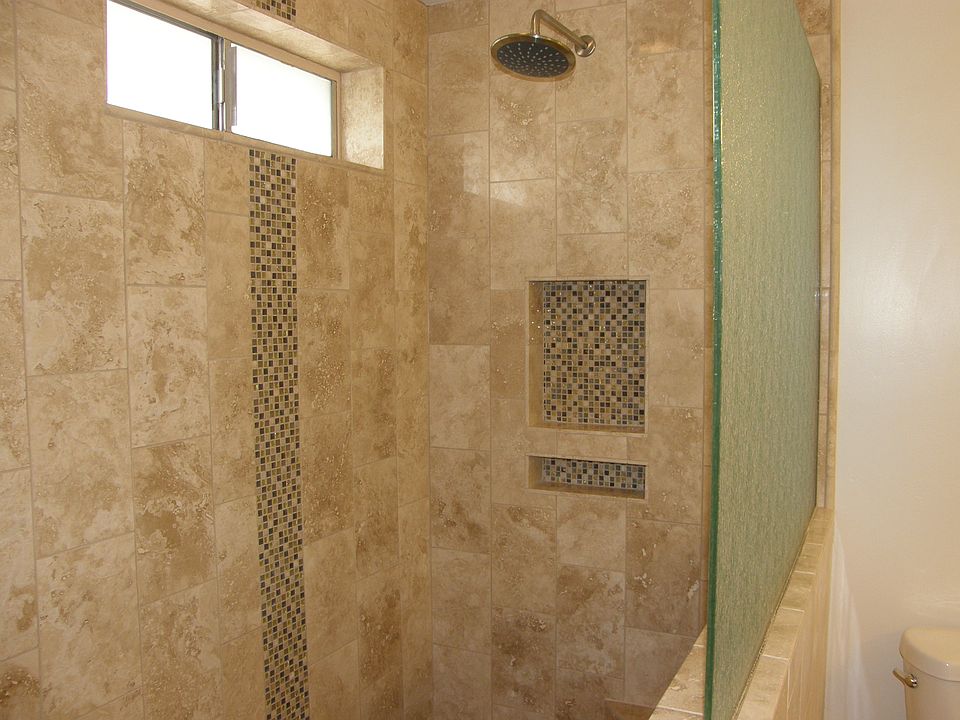 Master Shower w/travertine