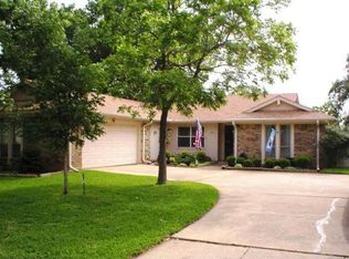 2605 Glassboro Cir, Arlington, TX 76015