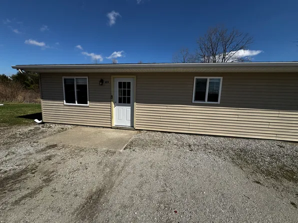 7028 E Heritage Dr #16, Pierceton, IN 46562