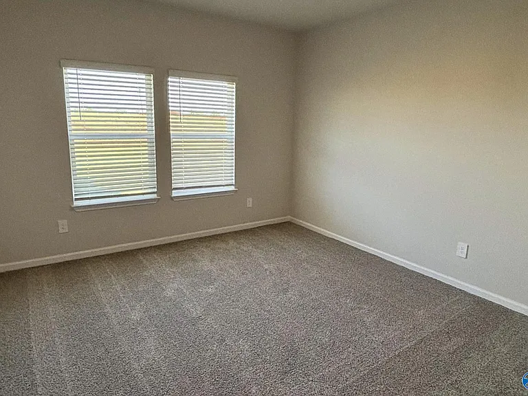 8204 Huspa Ave — Photo 11