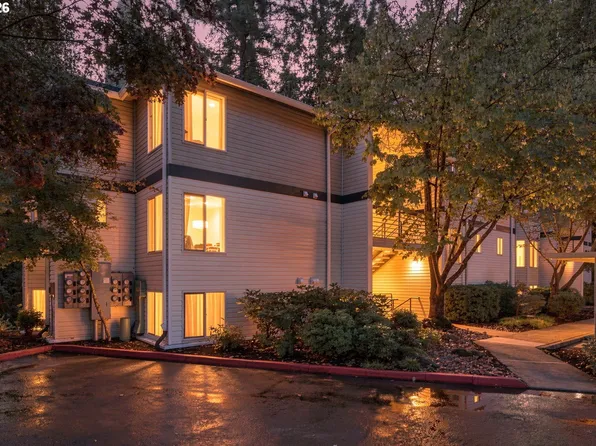 5156 SW Multnomah Blvd APT E, Portland, OR 97219